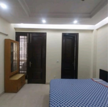 Bedroom in 2 BHK Builder Floor at Saket – for Rent