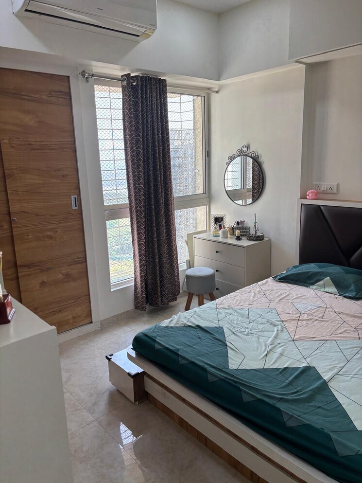 Cover Image, lodha-amara 2 Bedroom 882 Sq.Ft. Apartment In Kolshet Road Thane 9747503