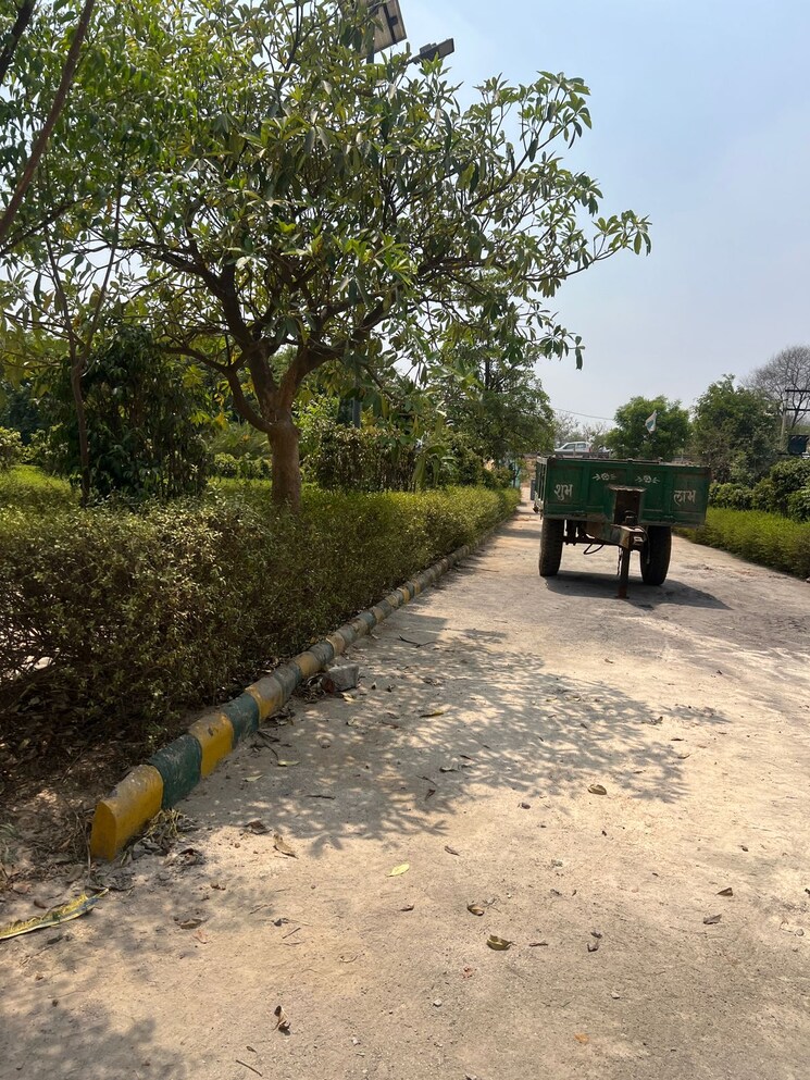 undefined, jewar  150 Sq.Yd. Plot In Jewar Greater Noida 9747490