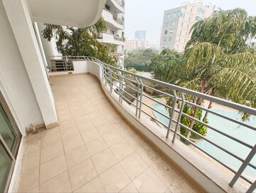 Balcony in 4 BHK Apartment at Parsvnath Exotica, Sector 53 – for Rent