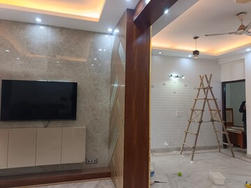 Furnished Amenities in 3.5 BHK Builder Floor at Ardee City, Sector 52 – for Rent