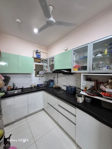 Kitchen in 1.5 BHK Apartment at Amanora Gold Towers, Hadapsar – for Rent