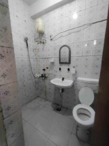 Bathroom in 1 RK Villa at Sector 29 – for Rent