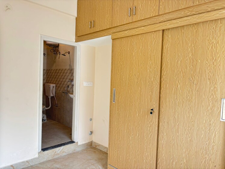 Room, cv raman nagar 2 Bedroom 1100 Sq.Ft. Apartment In Cv Raman Nagar Bangalore 9747965
