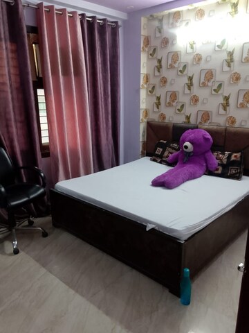 Bedroom in 2 BHK Builder Floor at Crossings Castle, Dundahera – for Sale