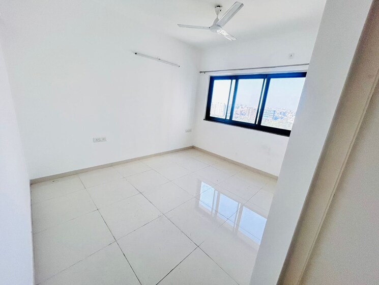 undefined, amanora-gold-towers 3 Bedroom 1350 Sq.Ft. Apartment In Hadapsar Pune 9748025