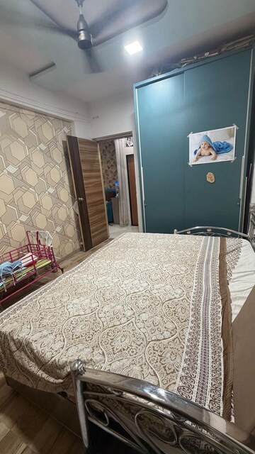 Bedroom in 2 BHK Apartment at Dombivli West – for Rent