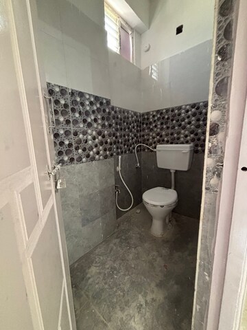 Bathroom in 1 BHK Apartment at Kondapur – for Rent