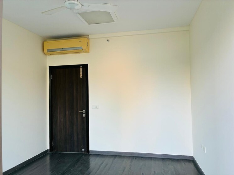 Room, tata-primanti-phase-2 3 Bedroom 2550 Sq.Ft. Apartment In Sector 72 Gurgaon 9748084