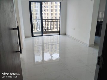Room in 1.5 BHK Apartment at Runwal Gardens, Dombivli East – for Sale