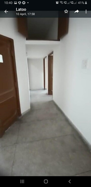 Room in 2 BHK Apartment at Sector 45 – for Rent