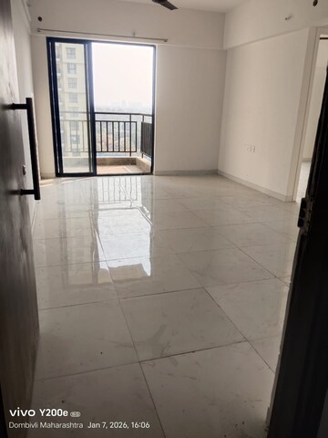 Room in 1.5 BHK Apartment at Runwal Gardens, Dombivli East – for Rent