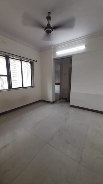 1 RK Apartment For Rent in Vasant Valley Complex, Malad East