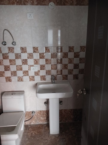 Bathroom in 2 BHK Apartment at Ansal Royal Heritage, Sector 70 – for Rent