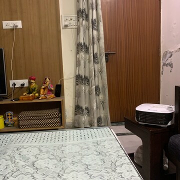 Bedroom in 3 BHK Apartment at Old Rajinder Nagar – for Sale