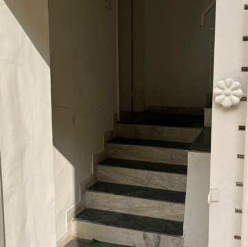 Staircase in 3.5 BHK Builder Floor at Ansal API Esencia Wood Winds, Sector 67a – for Rent