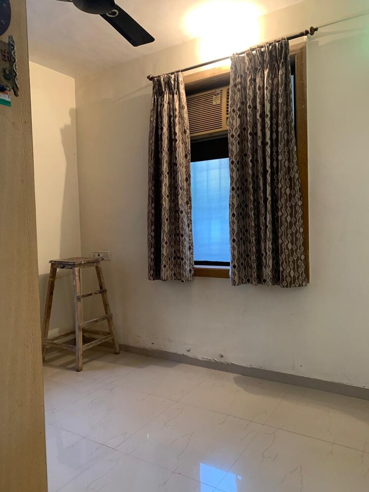 Room, om-rishikesh-chs 1 Bedroom 415 Sq.Ft. Apartment In Borivali West Mumbai 9748721