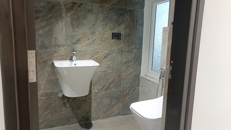 Bathroom, kondapur 3 Bedroom 1915 Sq.Ft. Apartment In Kondapur Hyderabad 9748788