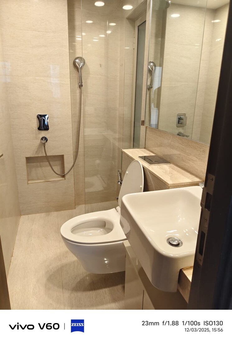 Bathroom, hiranandani-regent-hill 1 Bedroom 379 Sq.Ft. Apartment In Powai Mumbai 9748774