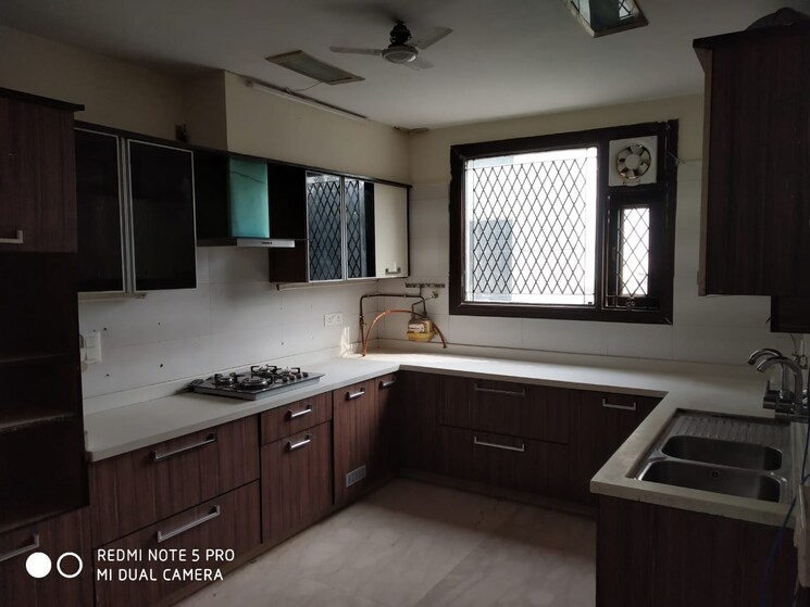 Kitchen, lajpat nagar ii 4 Bedroom 322 Sq.Ft. Builder Floor In Lajpat Nagar ii Delhi 9748806