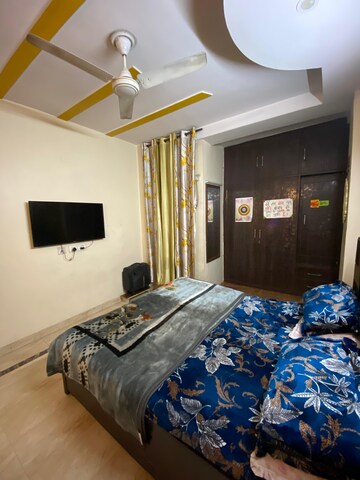 Bedroom in 2 BHK Builder Floor at Govindpuri – for Rent