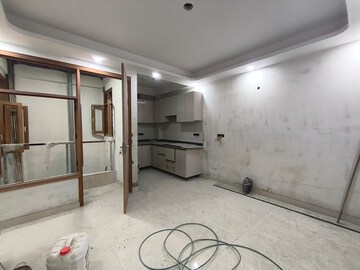 Parking in 1 BHK Builder Floor at Chattarpur – for Sale