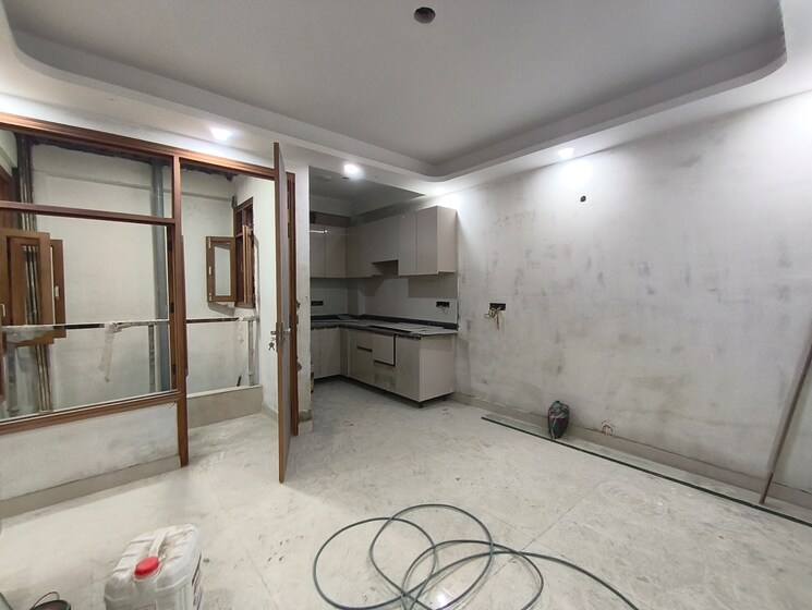  Parking, chattarpur 1 Bedroom 500 Sq.Ft. Builder Floor In Chattarpur Delhi 9748993