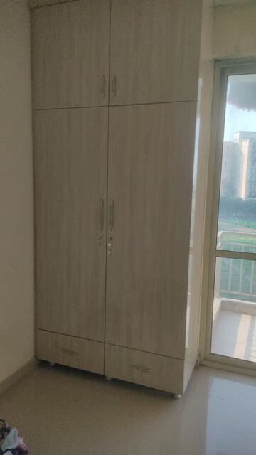 2 BHK Apartment For Rent in BPTP Park Grandeura, Sector 82