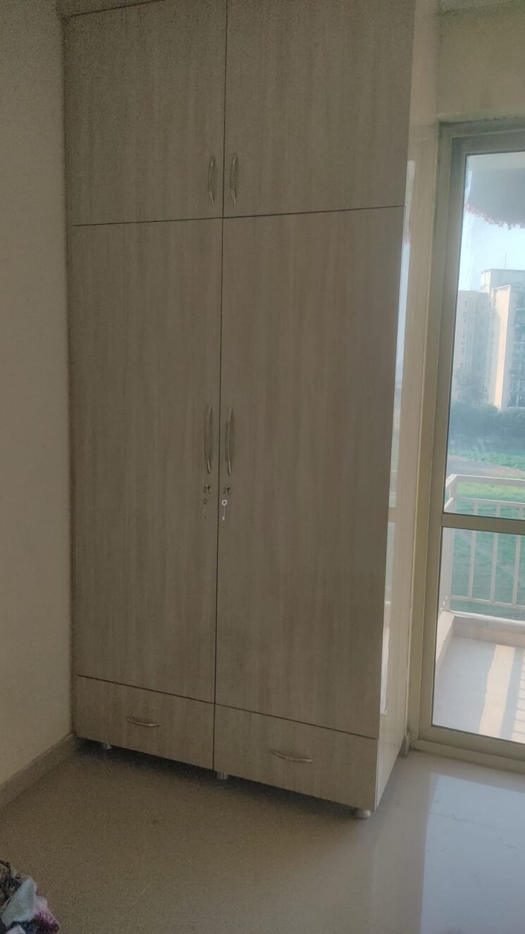 Cover Image, bptp-park-grandeura 2 Bedroom 899 Sq.Ft. Apartment In Sector 82 Faridabad 9749002