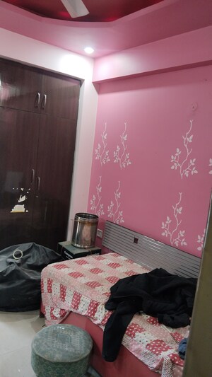 Bedroom in 3 BHK Apartment at Sector 121 – for Rent
