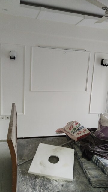 Furnished Amenities in 3 BHK Apartment at Sector 121 – for Rent