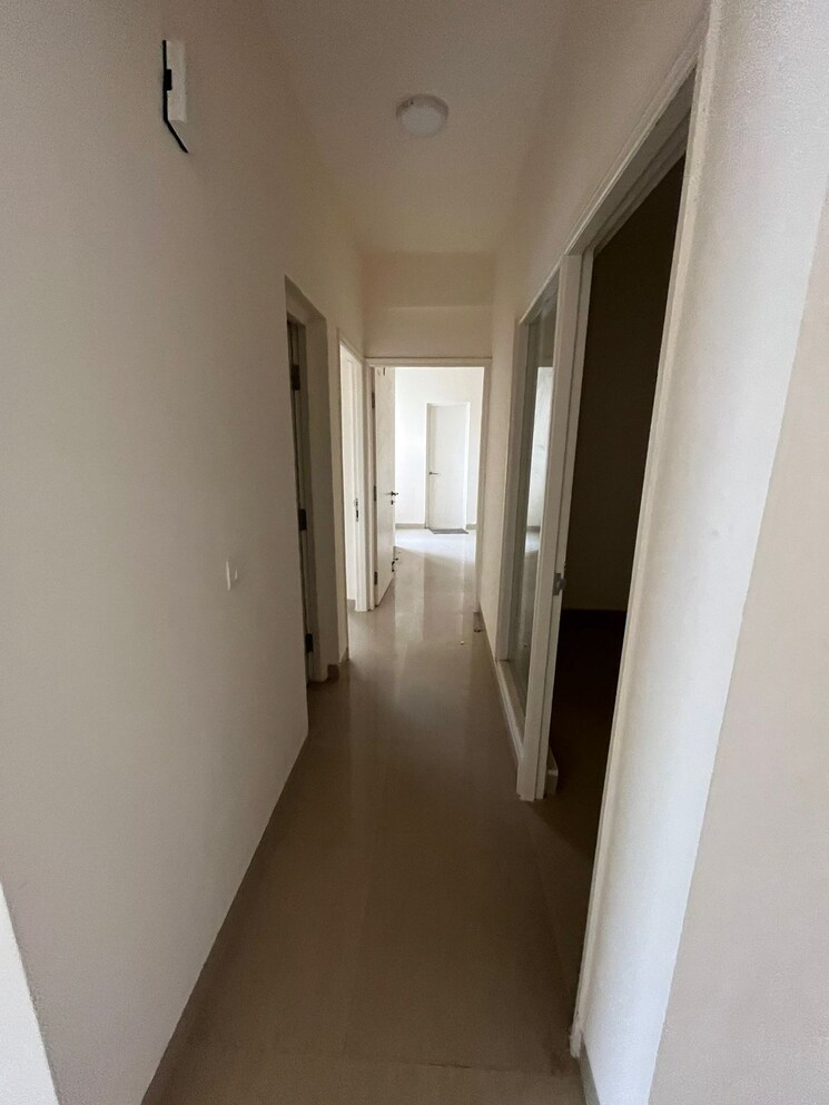 undefined, emaar-emerald-estate 2.5 Bedroom 1100 Sq.Ft. Apartment In Sector 65 Gurgaon 9749127