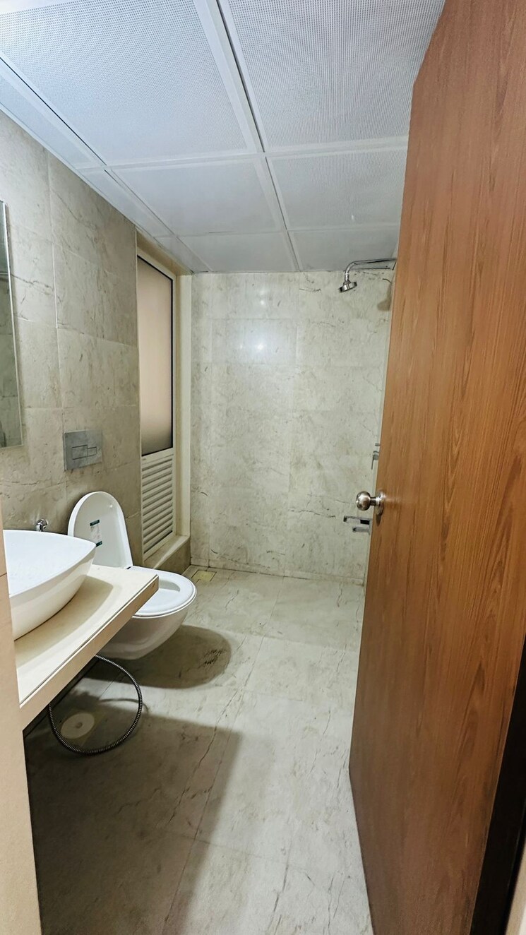 Bathroom, dosti-west-county 2 Bedroom 900 Sq.Ft. Apartment In Balkum Pada Thane 9749128