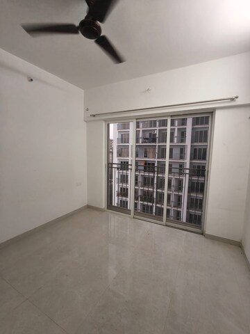 Room in 1 BHK Apartment at Godrej Vihaa, Badlapur East – for Rent