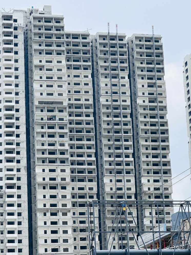 Cover Image, lansum-el-dorado 3 Bedroom 1940 Sq.Ft. Apartment In Narsingi Hyderabad 9749105