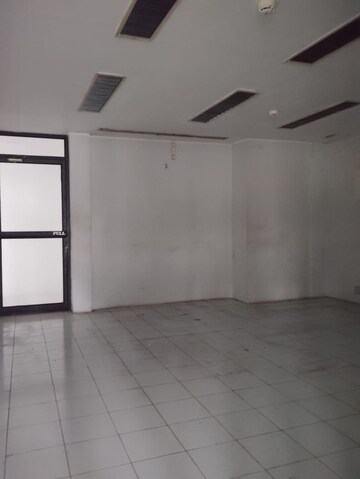 Room in  Office Space at Peelamedu – for Rent