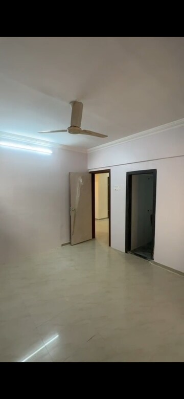 Master Bedroom in 2 BHK Apartment at Ahimsa Niketan CHS, Malad West – for Rent