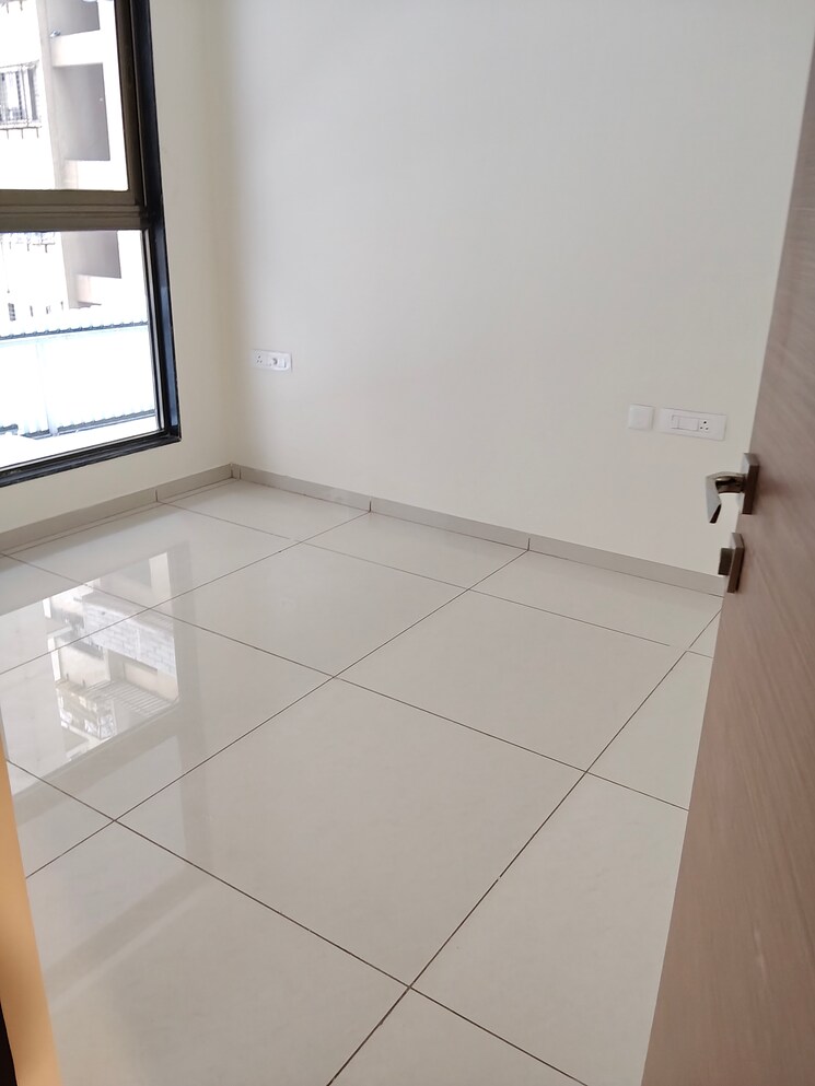 Cover Image, godrej-nest-kandivali 1 Bedroom 430 Sq.Ft. Apartment In Kandivali East Mumbai 9749455