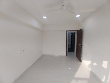 Room in 2 BHK Apartment at NICCO Anamika, Andheri East – for Sale