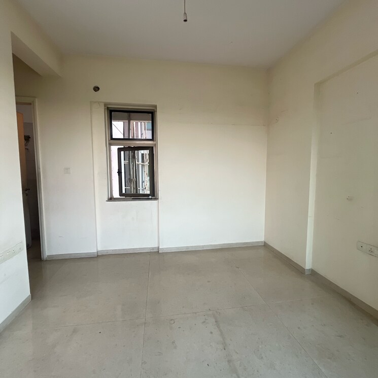 Room, kalpataru-towers 2.5 Bedroom 900 Sq.Ft. Apartment In Defence Colony Mumbai 9749508