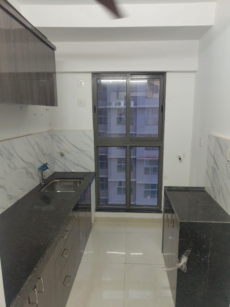 Kitchen, uk-iridium 1 Bedroom 400 Sq.Ft. Apartment In Kandivali East Mumbai 9749520