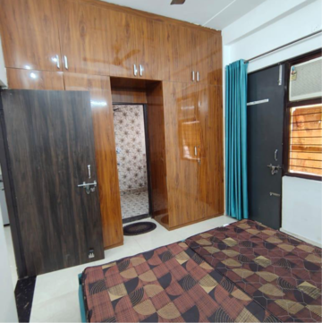 Bedroom in 1 BHK Builder Floor at Huda Staff Colony, Durga Colony – for Rent