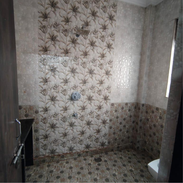 Bathroom, huda-staff-colony 1 Bedroom 100 Sq.Yd. Builder Floor In Durga Colony Gurgaon 9749546