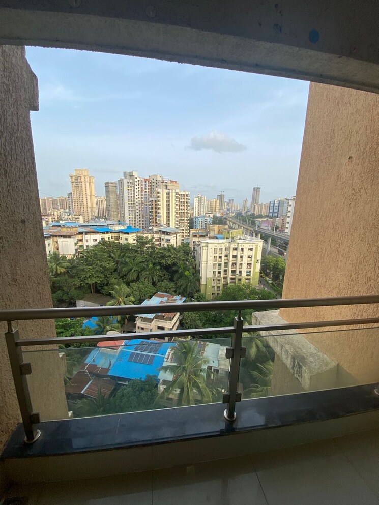 Balcony, haware-dahlia 1 Bedroom 400 Sq.Ft. Apartment In Kasarvadavali Thane 9749544