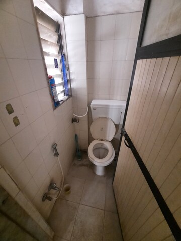 2 BHK Apartment For Rent in Raunak Unnathi Woods Phase 4 And 5, Ghodbunder Road