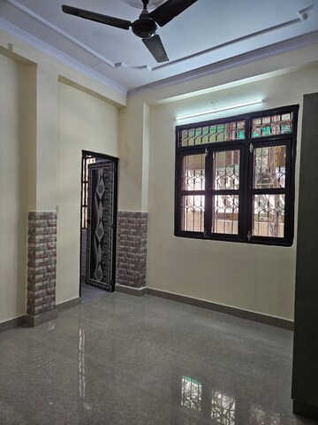 Room in 2 BHK Apartment at Dilshad Colony – for Sale