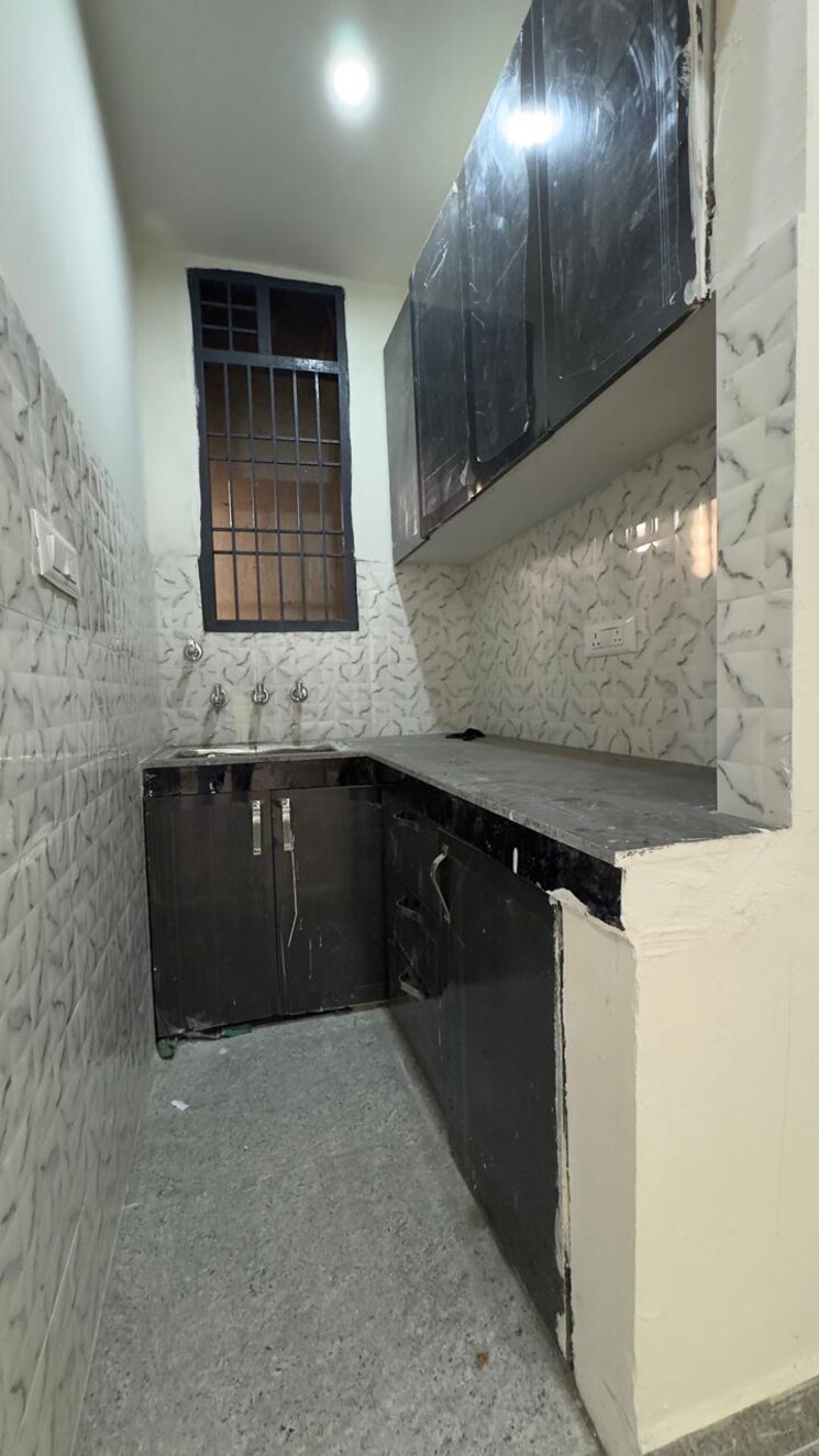 Kitchen, chattarpur 1 Bedroom 450 Sq.Ft. Builder Floor In Chattarpur Delhi 9749601