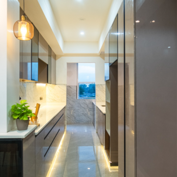 Building Lobby in 6 BHK Villa at DLF Garden Villas, Dlf Phase iv – for Sale