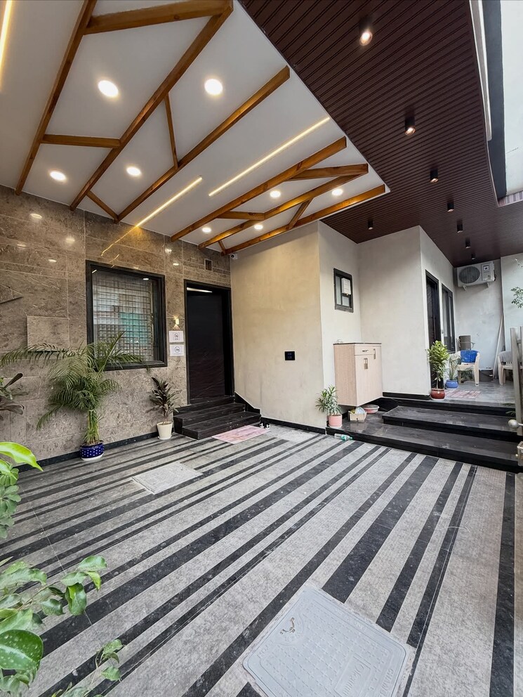  Parking, dhawas 5 Bedroom 195 Sq.Yd. Independent House In Dhawas Jaipur 9749674