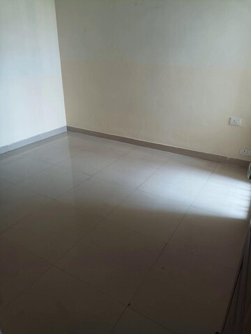 Room in 3 BHK Apartment at SCC Heights, Raj Nagar Extension – for Sale